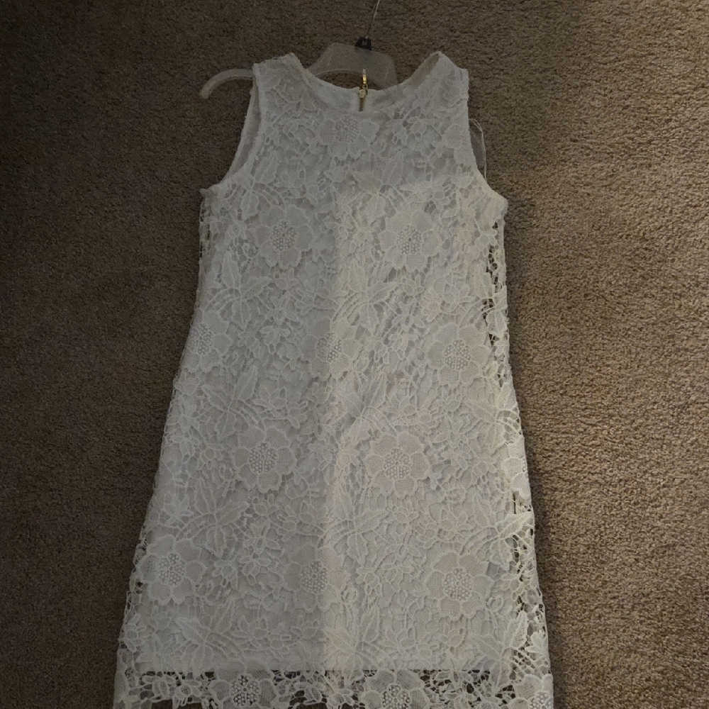 Ronni Nicole White Lace Dress